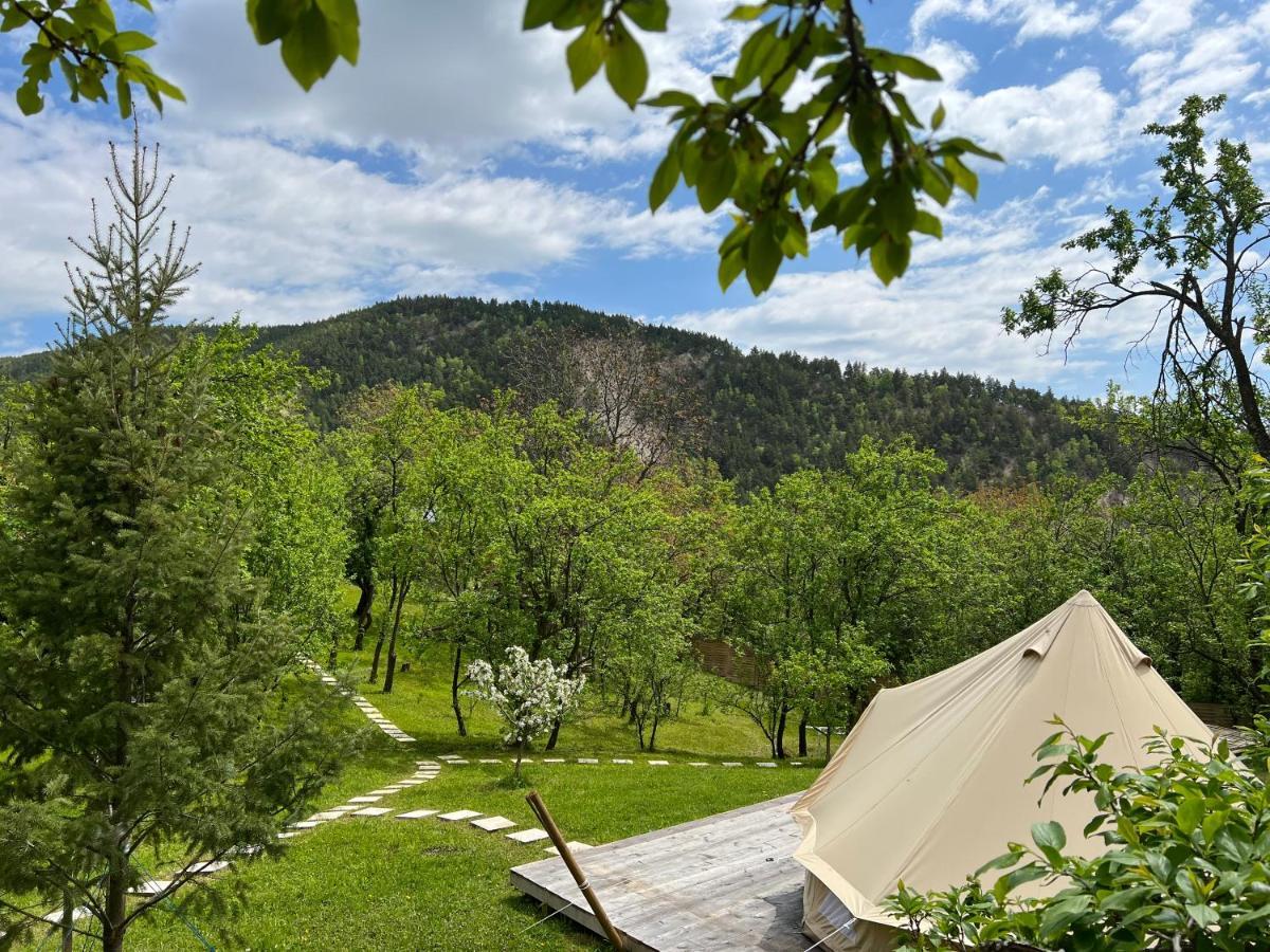 Tinutul Luanei Glamping Resort Bozioru Exterior photo